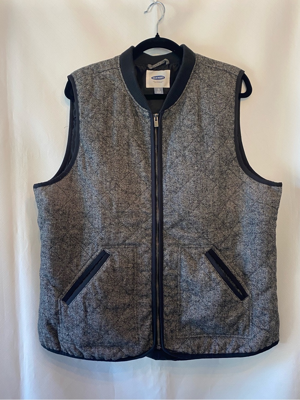 Old Navy Women's Grey Herringbone  Quilted Vest XL Lightweight Layering Piece